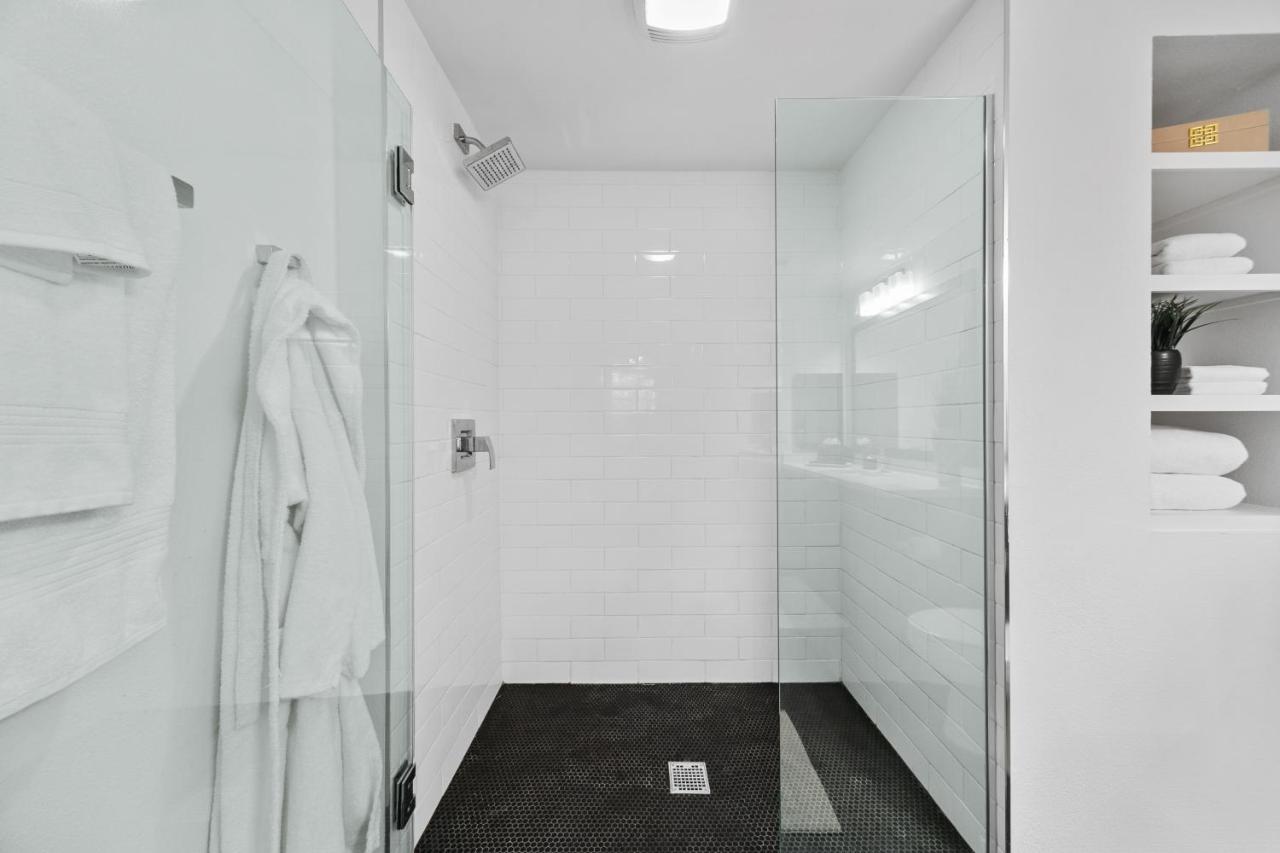 Fairfax District Chic City Oasis 2 Bedroom Apt With Den 136 Los Angeles Exterior foto