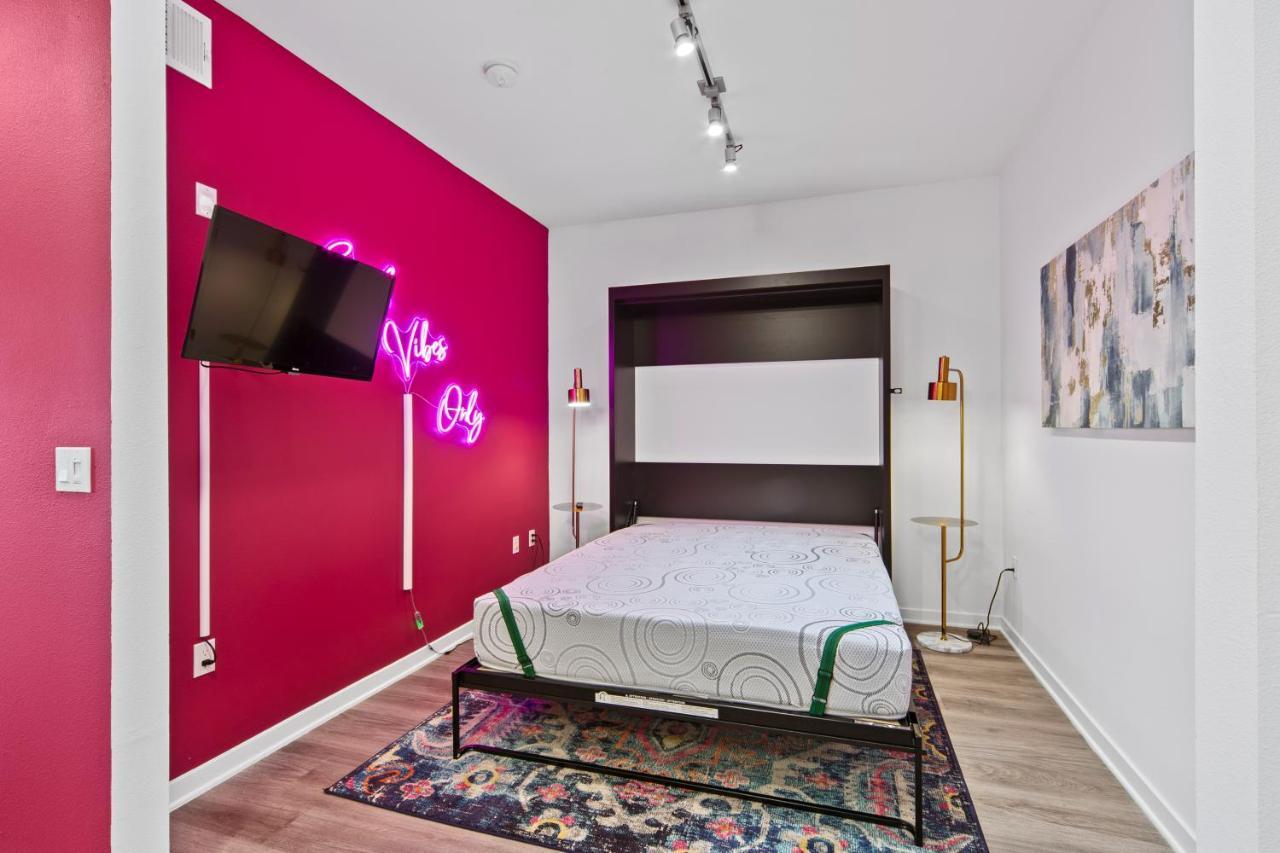 Fairfax District Chic City Oasis 2 Bedroom Apt With Den 136 Los Angeles Exterior foto