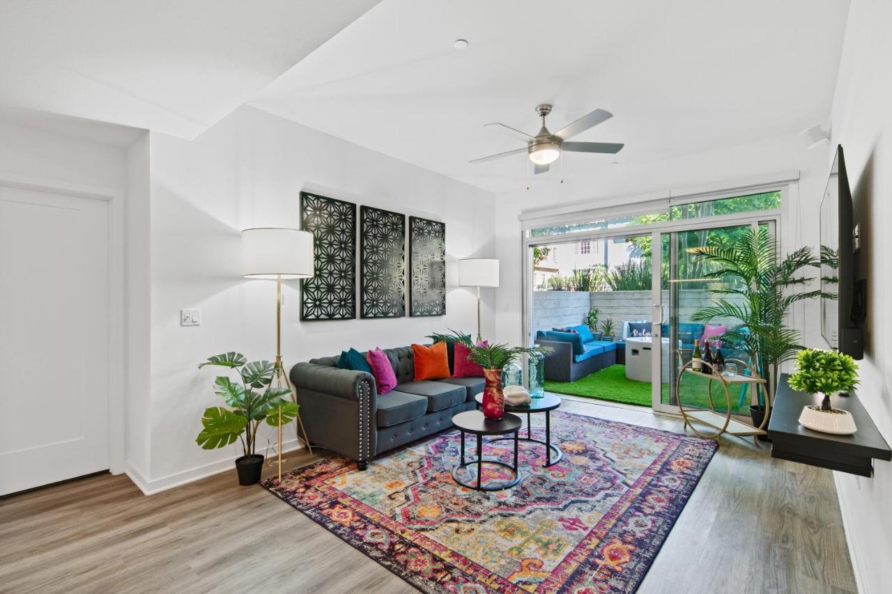 Fairfax District Chic City Oasis 2 Bedroom Apt With Den 136 Los Angeles Exterior foto