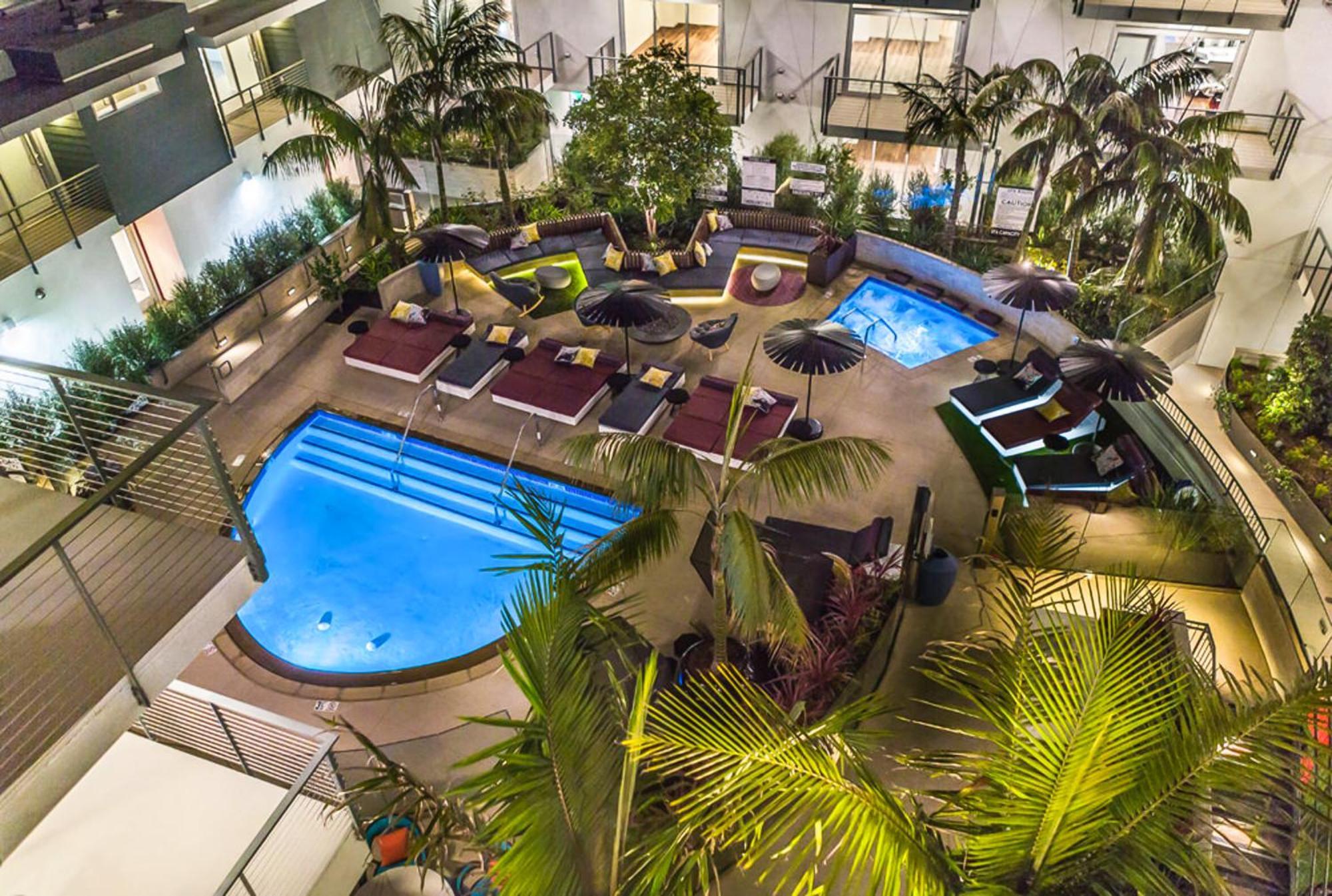 Fairfax District Chic City Oasis 2 Bedroom Apt With Den 136 Los Angeles Exterior foto